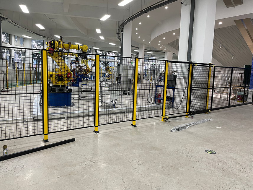 機器人防護欄.png 機器人防護欄.png